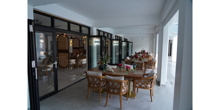 Open Dining Spaces